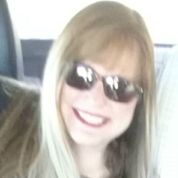 Meet your Posher, Davene - Picture 1 of 1